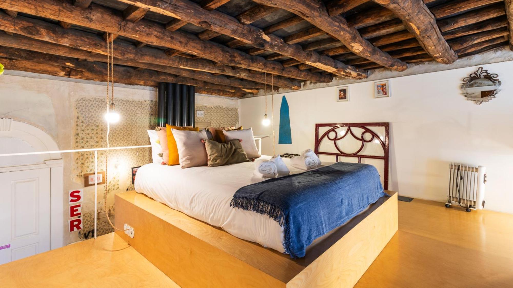 Eccentric Mouzinho Mezzanine By Lovelystay Porto Exterior foto